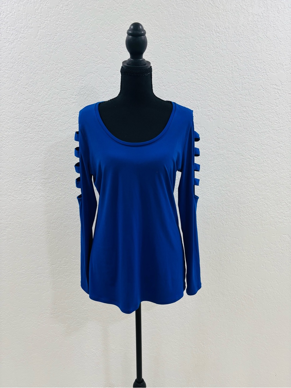 BOLD elements Royal Blue Ladder-Sleeve Scoop Neck Top